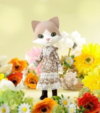 Photo2: Nikki, Flower Garden / 花園のニッキ (2)
